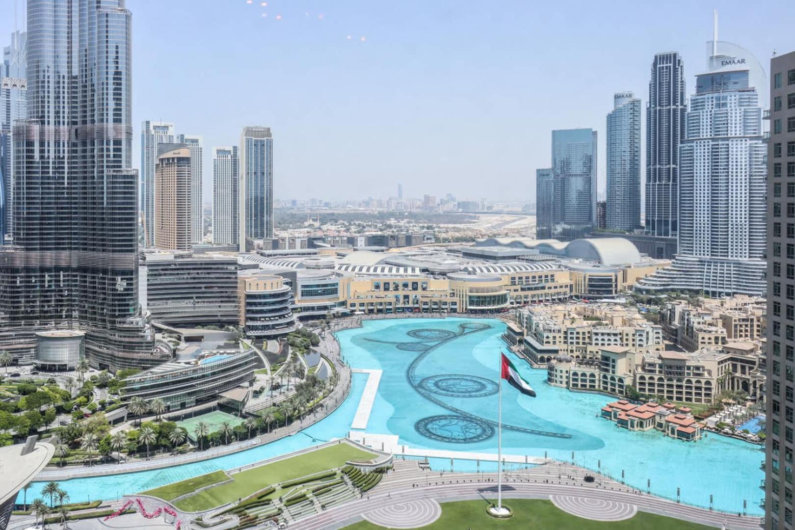 Foto 4: 2BR with Iconic Burj and Dubai Fountain Views
