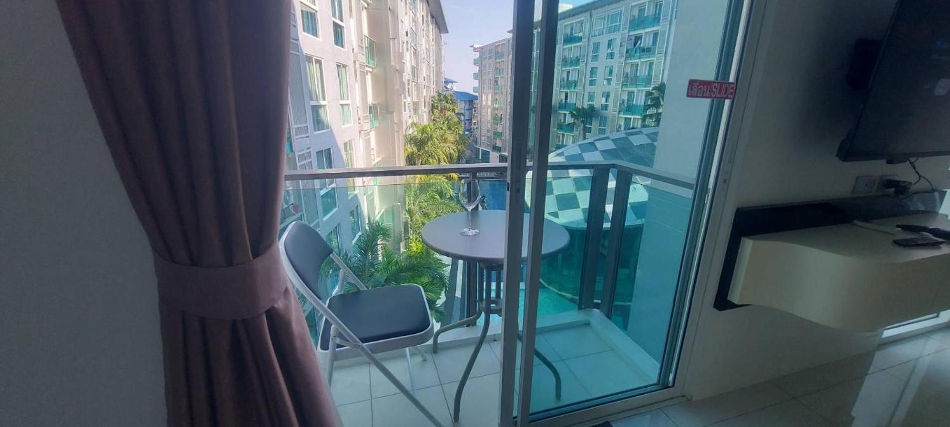 Zdjęcie 10: Studio-pool view - C1 CCR