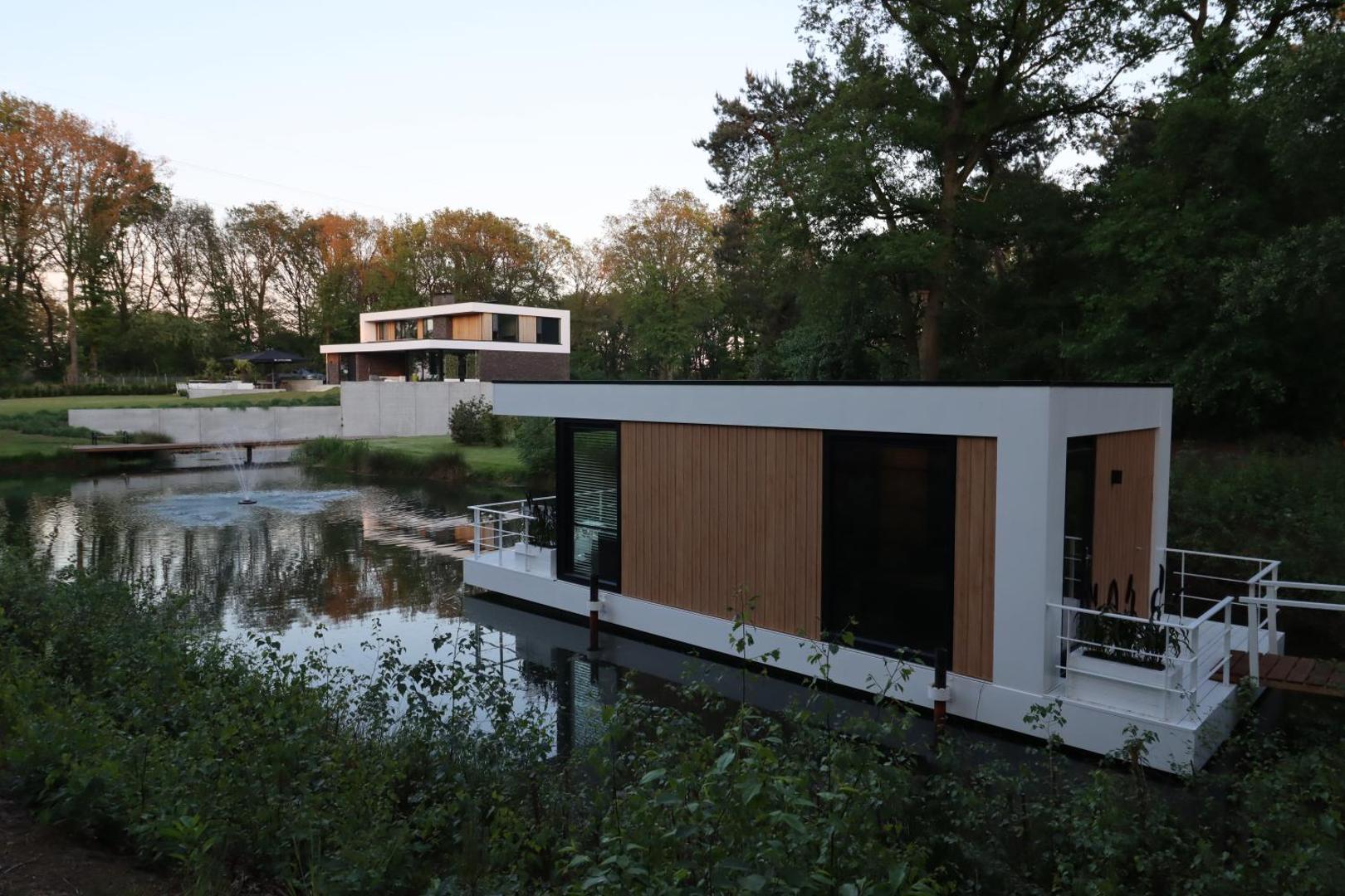 Foto 10: Loo Mare - Floating Tiny House All inclusive