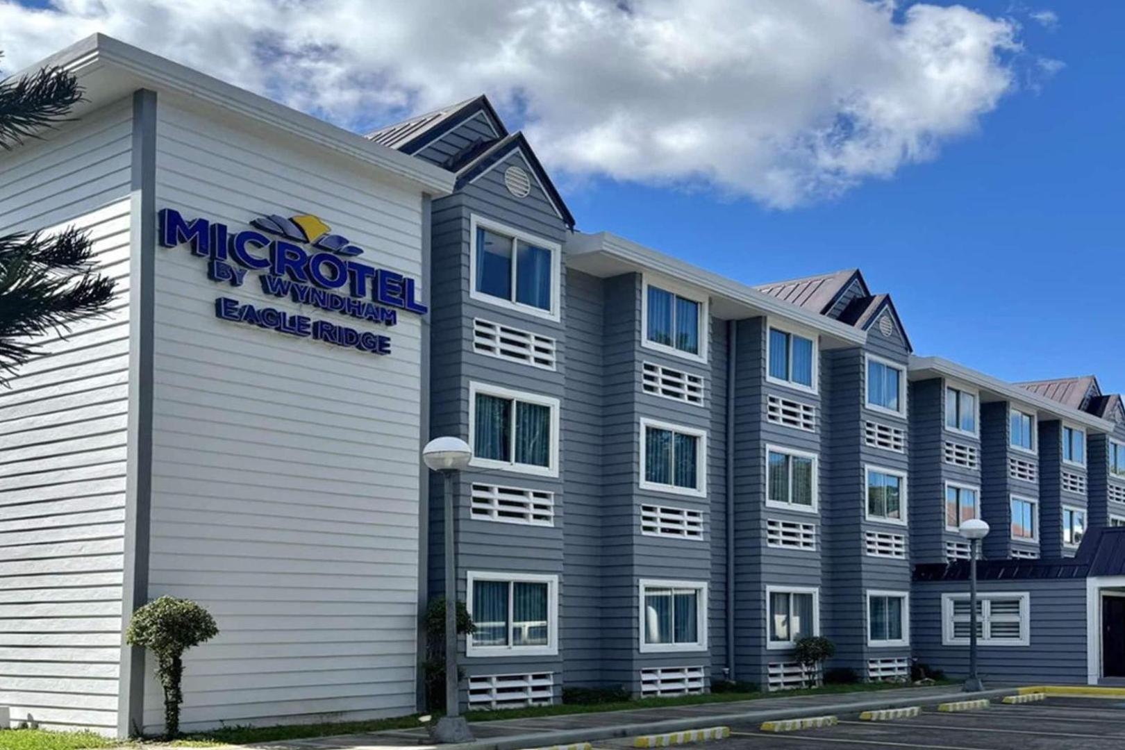 Microtel by Wyndham Eagle Ridge photo 10