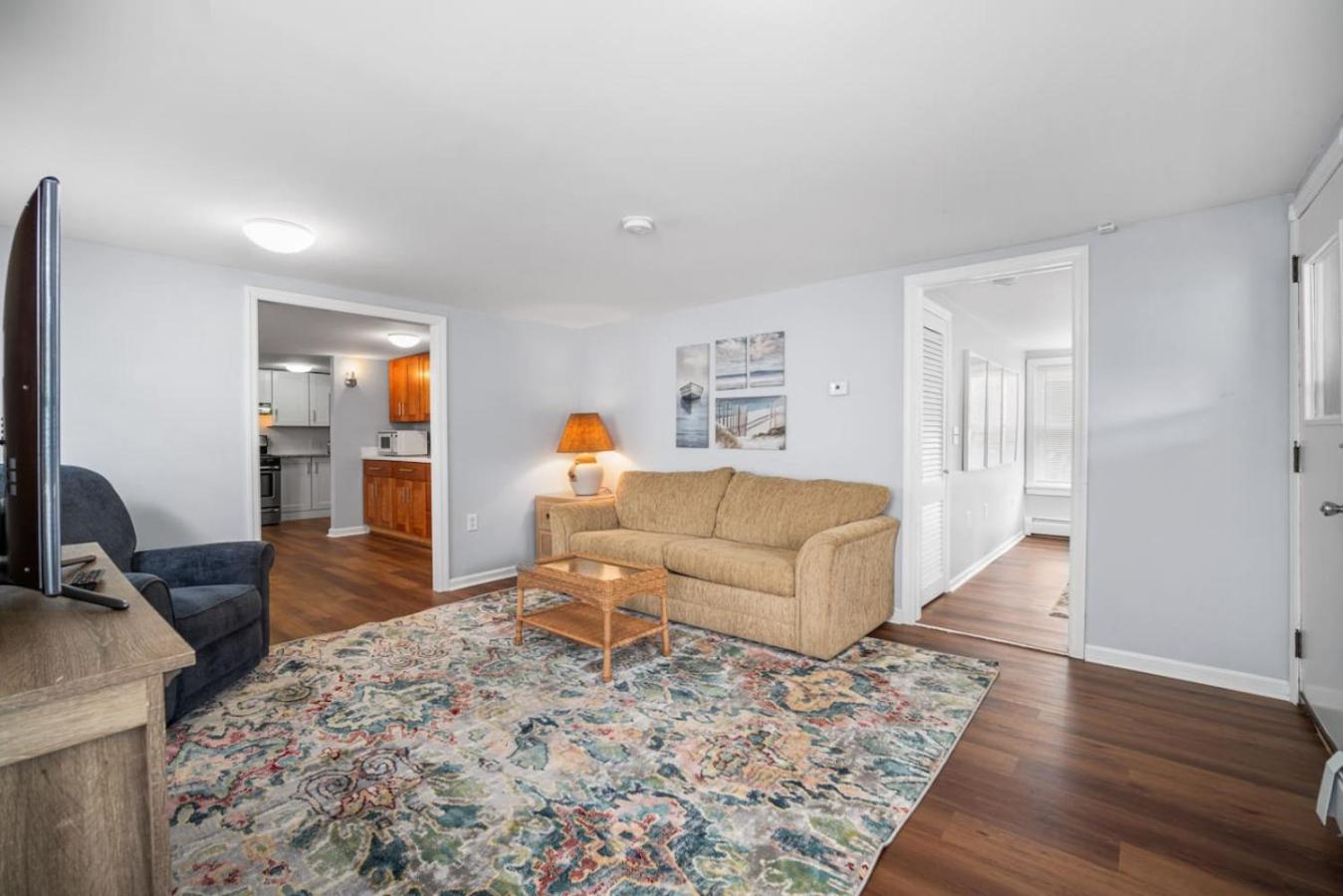 Bilde 4: 3BR Basic Beach - 1 block to Bay