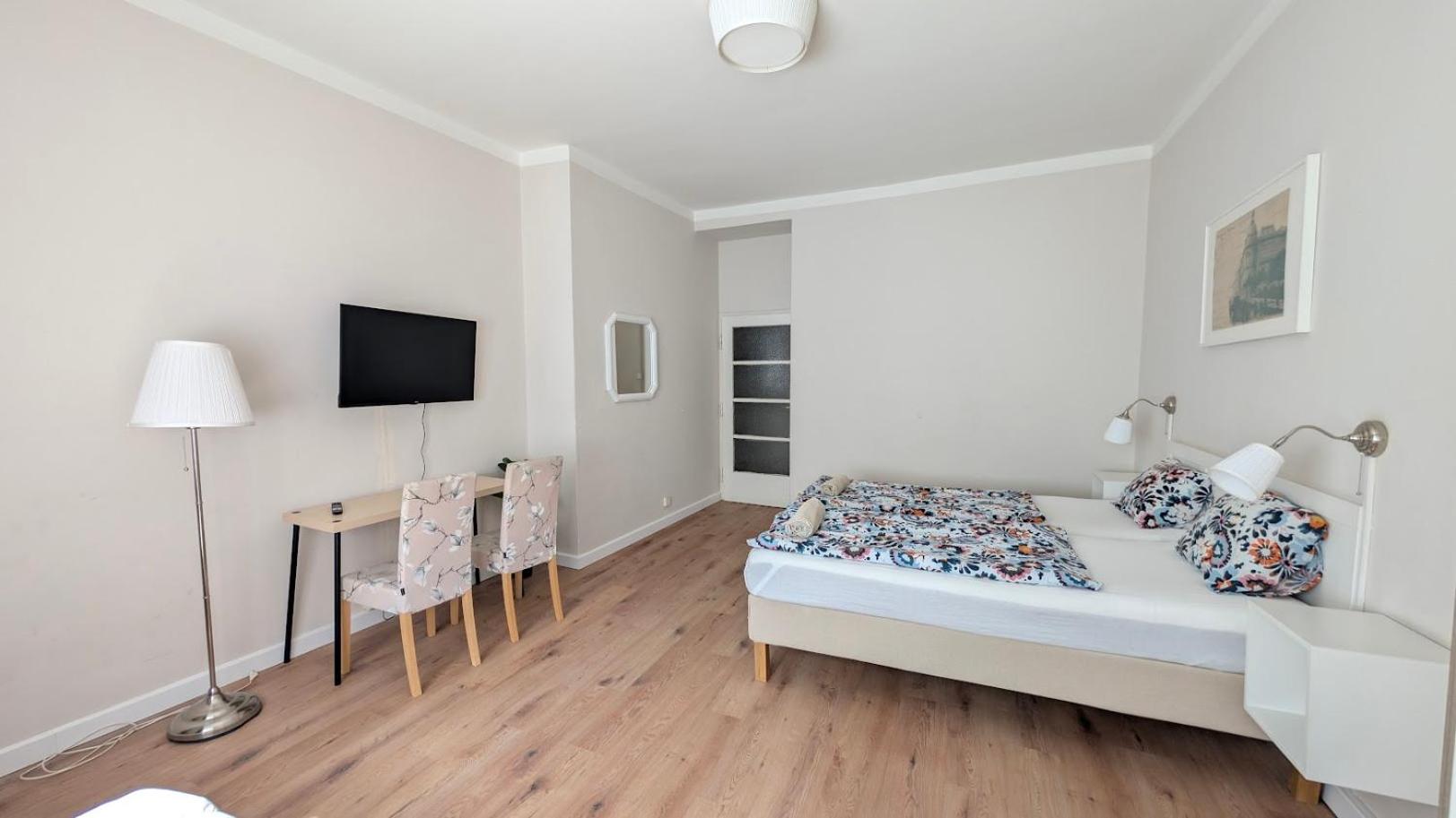 Flat in Zizkov -204-的照片4