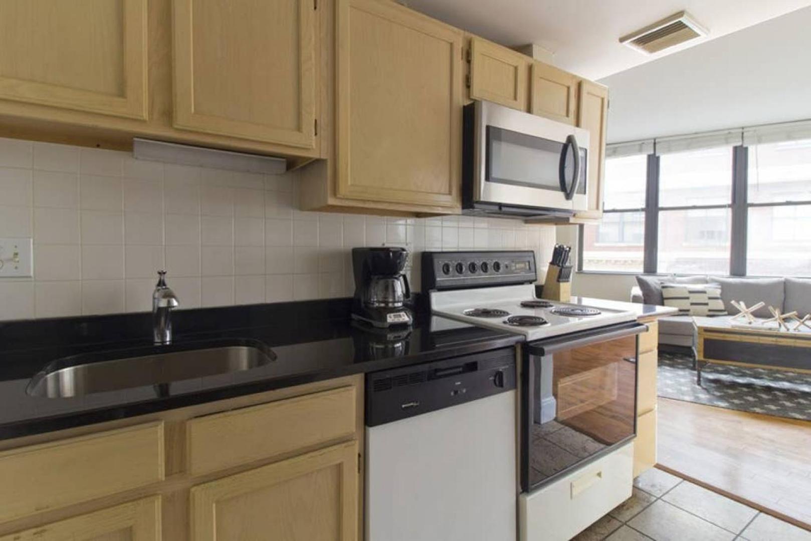 Foto 7: Convenient, furnished 1BR in the heart of Boston