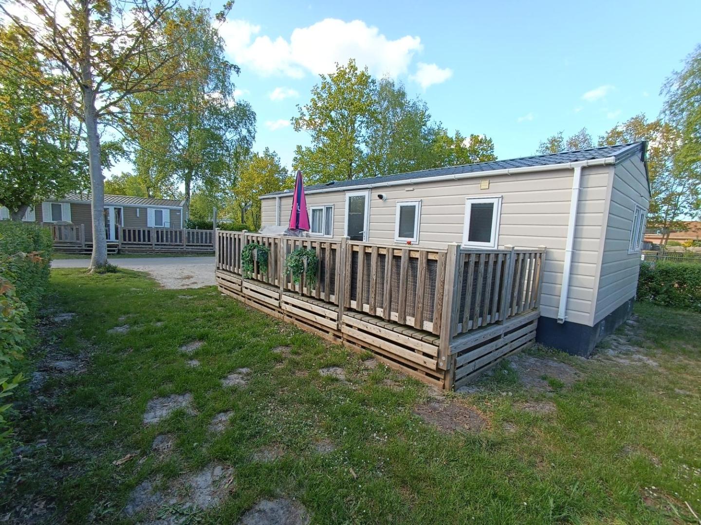 Foto 2: BJ Chalets - De Rug 1 - Vakantiepark Lauwersoog - LUXE chalet met vaatwasser! Vroege incheck!