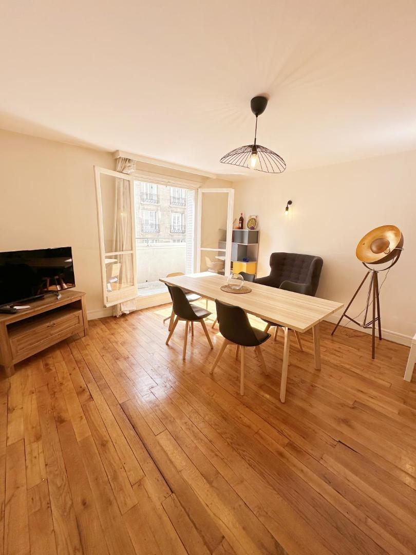 Bilde 5: T2 with Stunning Balcony 55m2 Paris 17