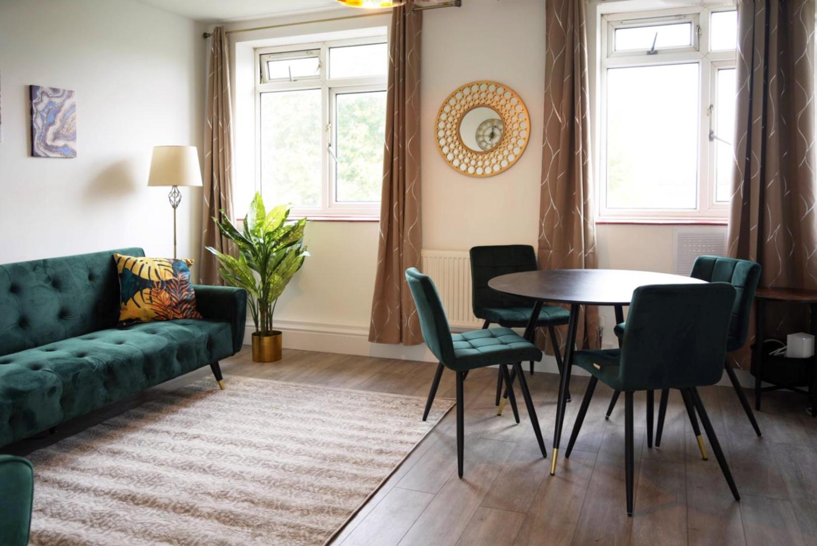Fotografia 10: Sofia Place in Vauxhall - 3 Double Beds, 1 Sofa Bed, Spacious Property