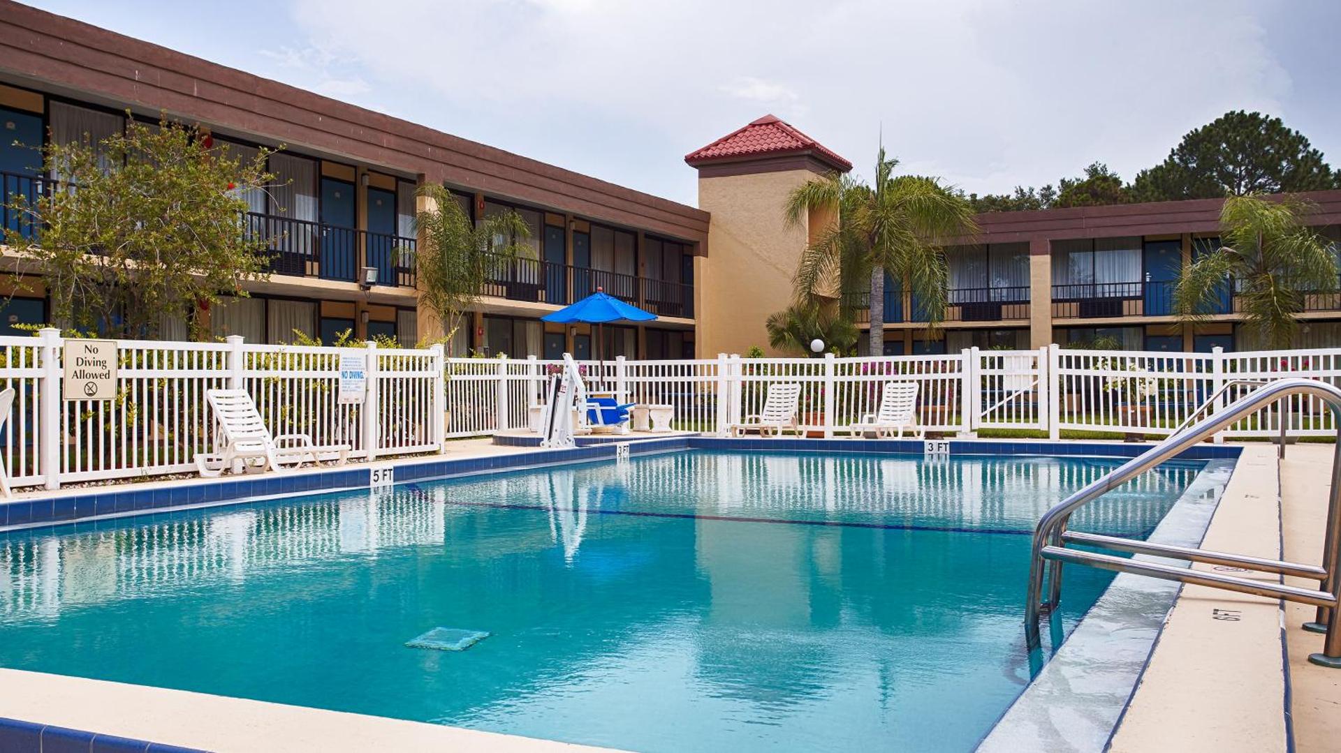 Foto 6: Ramada by Wyndham Cocoa