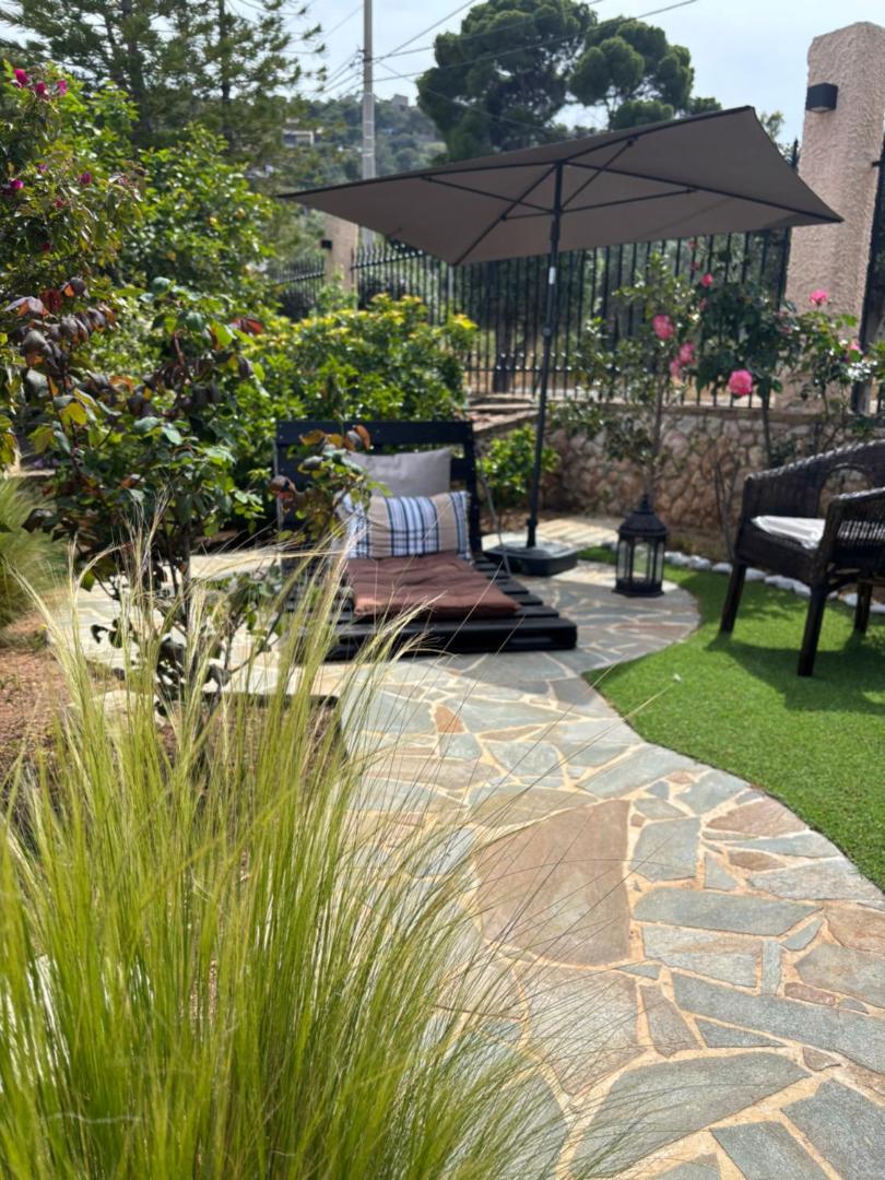 Bild 5: Studio with garden