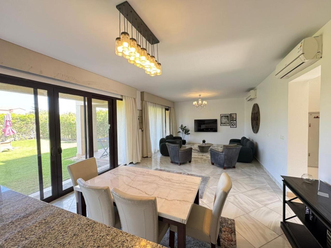Billede 2: Marassi - Luxurious Twin House with Garden