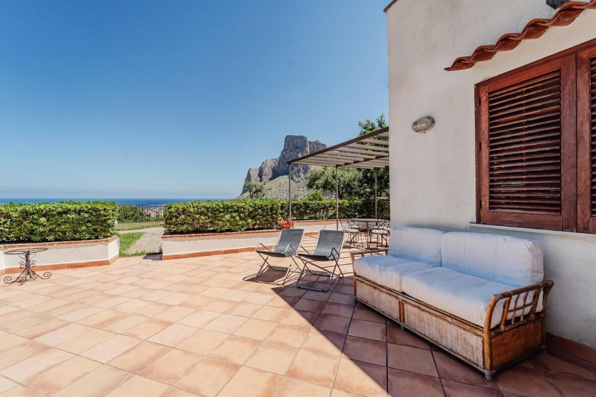 Fotografie 2: Pool & Panoramic Villa - 9 mins city center
