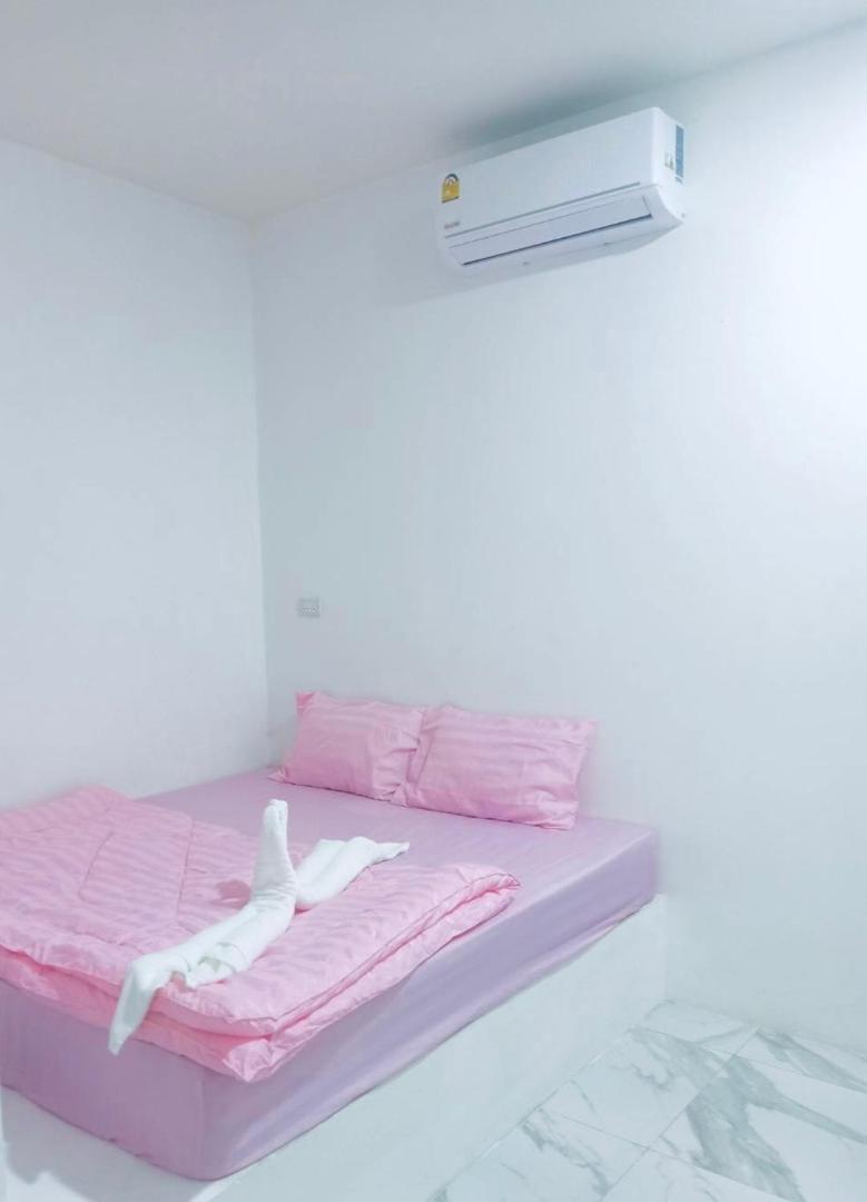 Fotografie 3: ไวท์เฮาส์โฮมสเตย์24ชั่วโมง