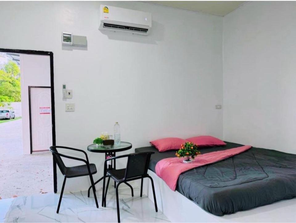 Fotografie 2: ไวท์เฮาส์โฮมสเตย์24ชั่วโมง