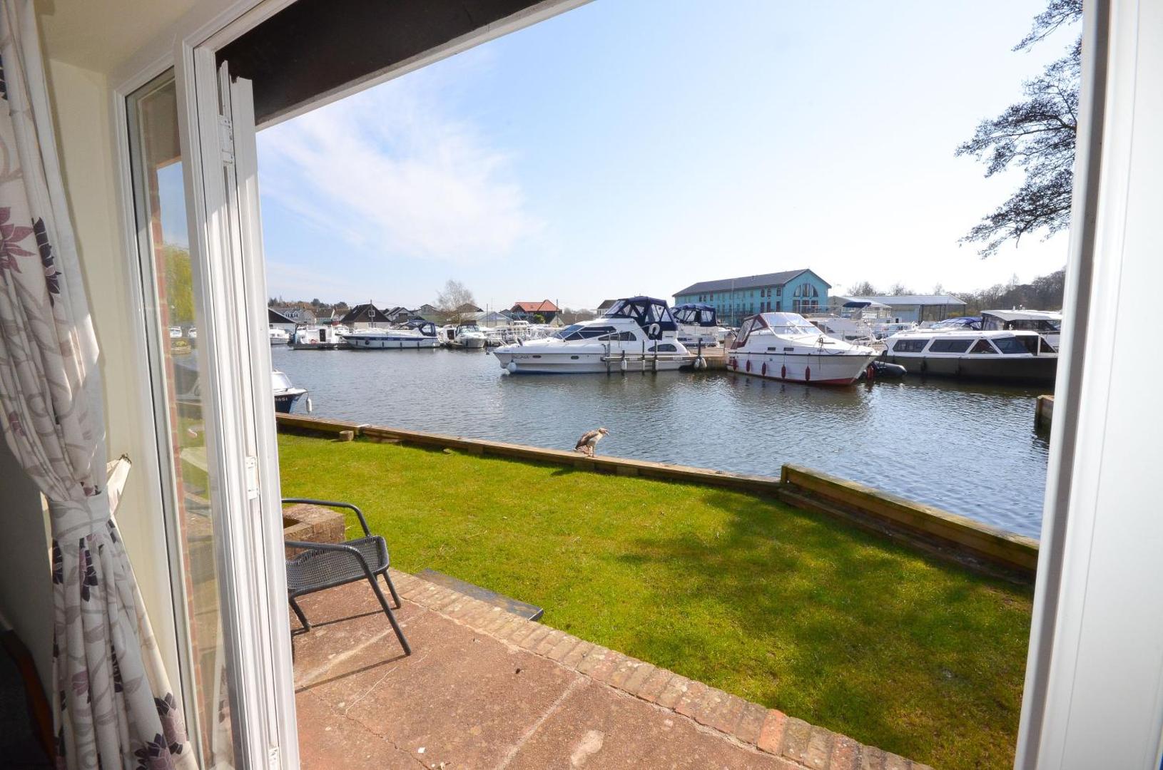 Zdjęcie 6: Cavell - sleeps 2 people right in the heart of Wroxham on the Norfolk Broads