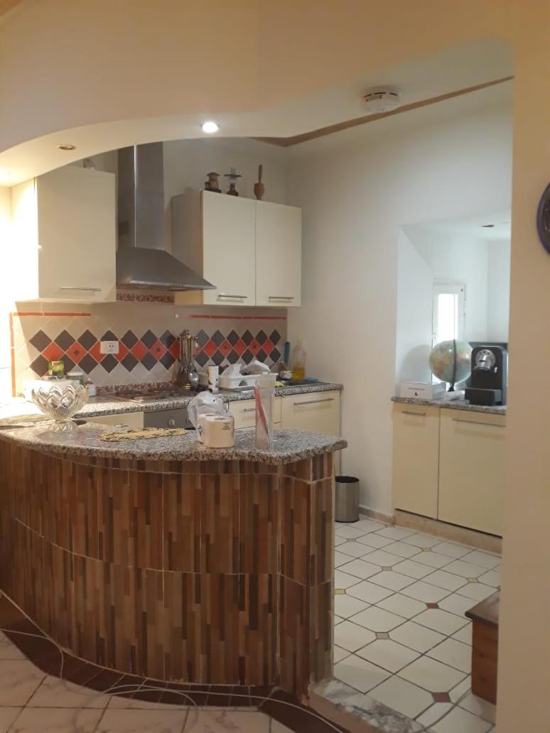 Foto 4: Studio with Panoramic View