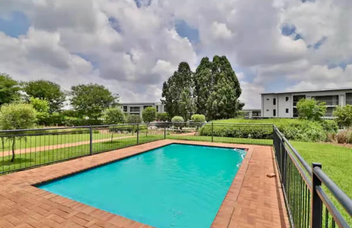 Foto 4: Two Bed - Jackal Creek Golf Estate