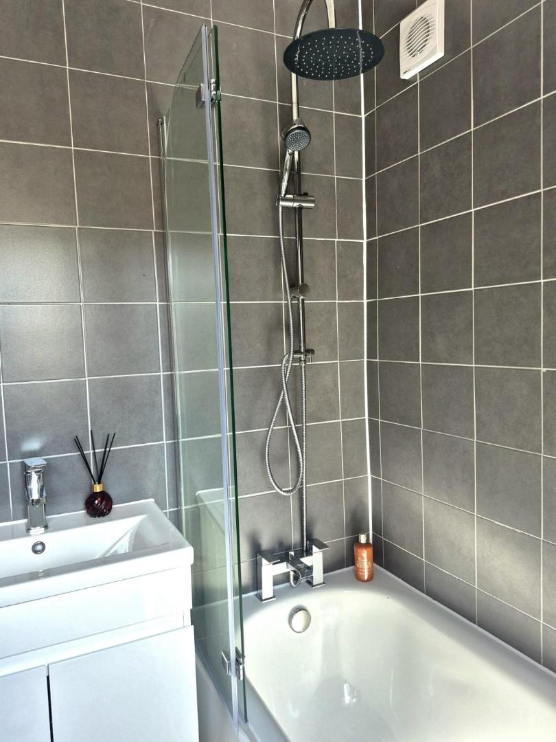 Billede 9: Spacious & Stylish 3 Bed Home in Nottingham, sleeps 7