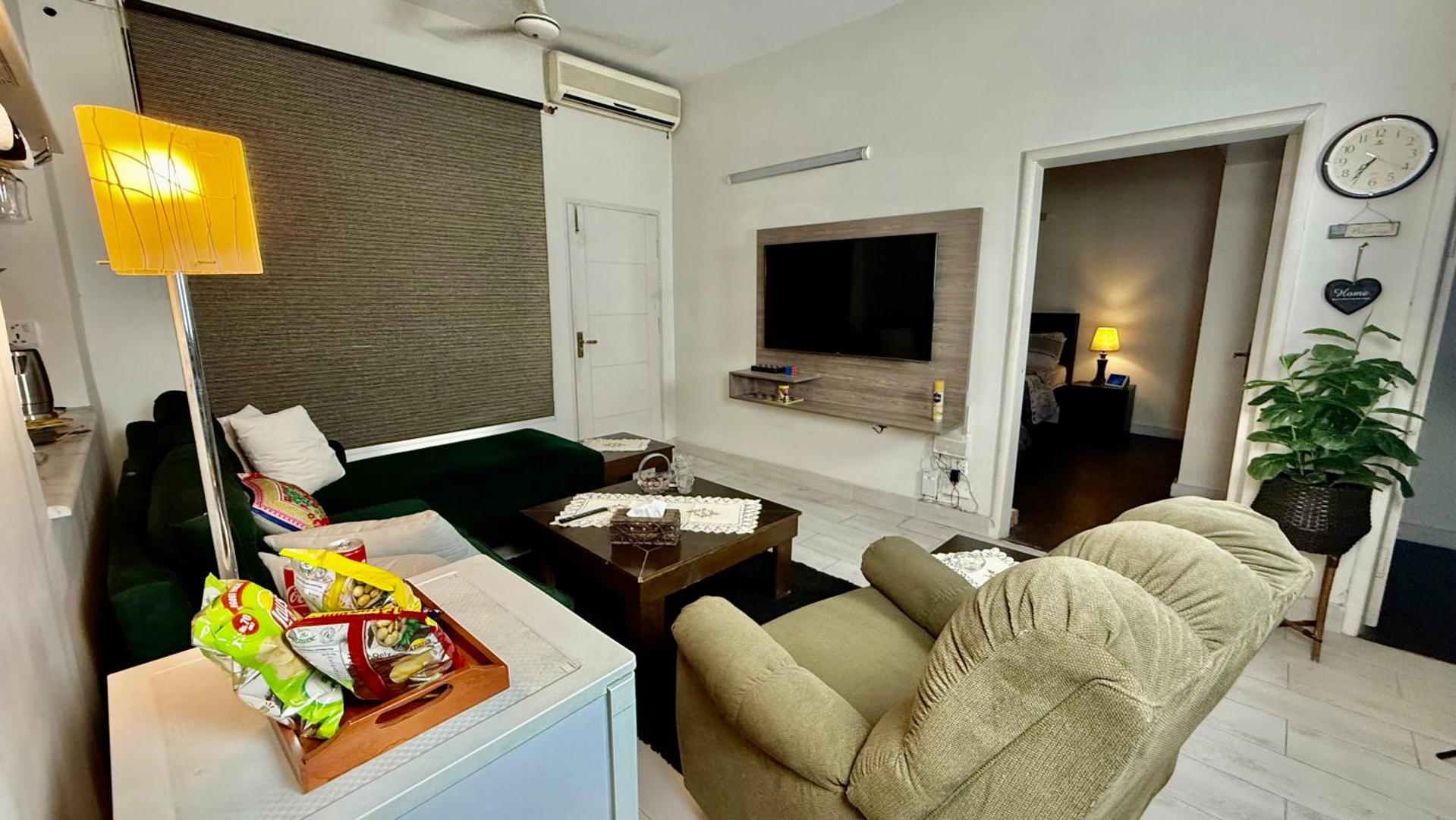 Spacious & Cozy Self Check-in Fully Furnished 3 Bed Room Apartment Islamabadの写真2