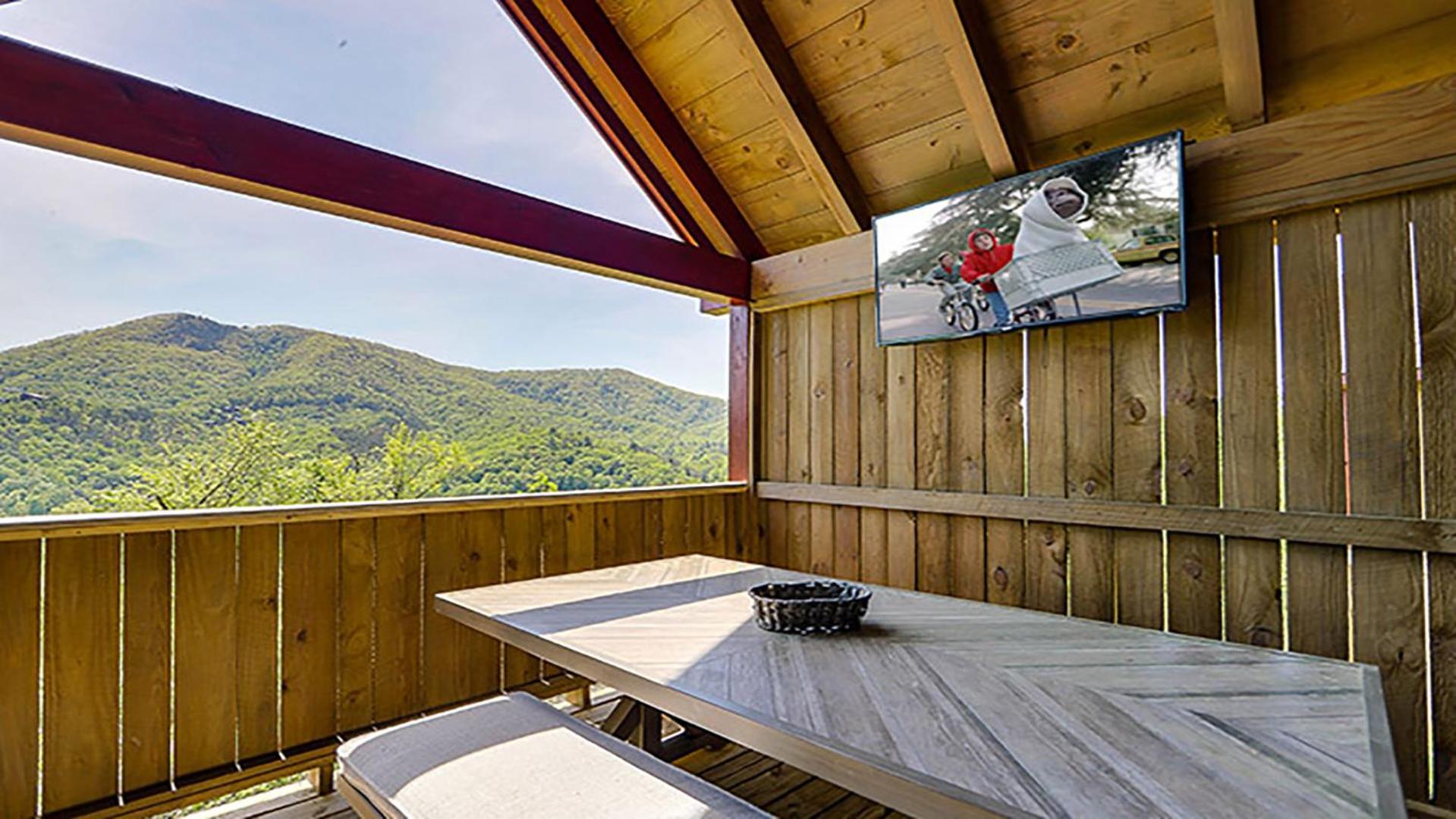 Billede 2: Summit View by Venture Smoky Mountains