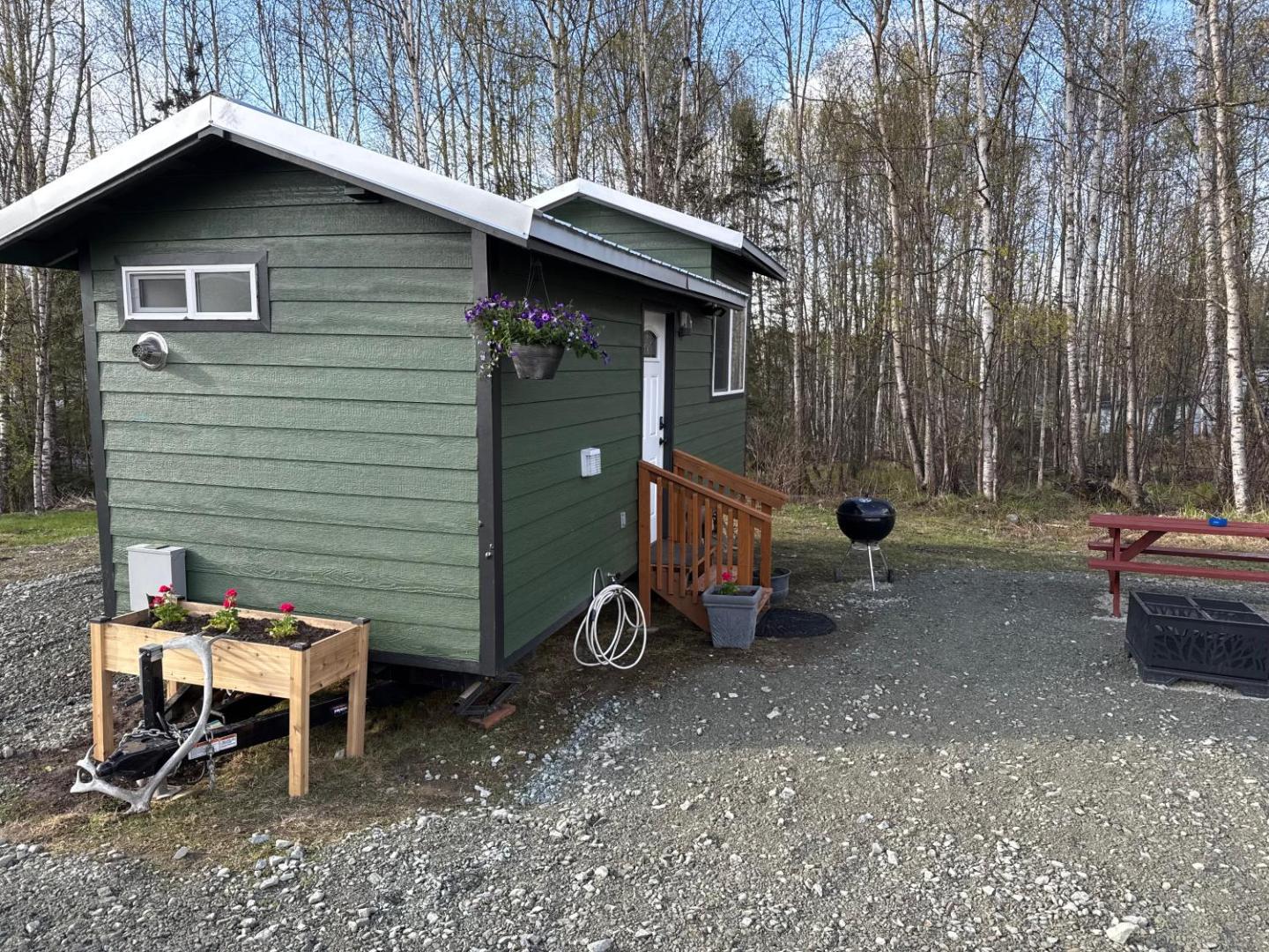Fotografie 10: Tiny Home at Bear Mountain -Only 25 Min from Anchorage, Great Central location-Cute & Comfortable