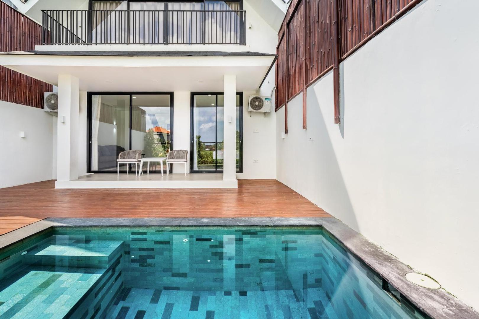 Kuva 3: Nova - Six Stars Townhouse 2BR with Private Pool in Canggu