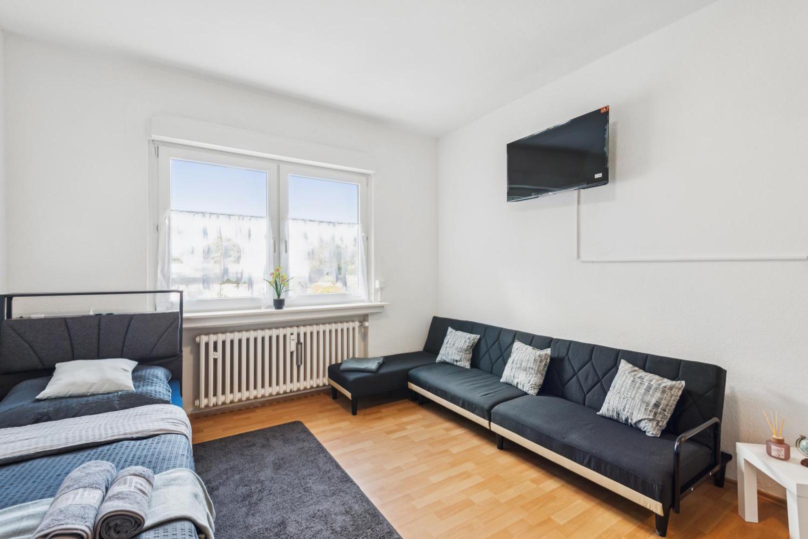Fotografie 3: Velbert, gute Lage, Ideal für Geschäftsleute, Monteure, Messegäste, 3 Schlafzimmer, SmartTV