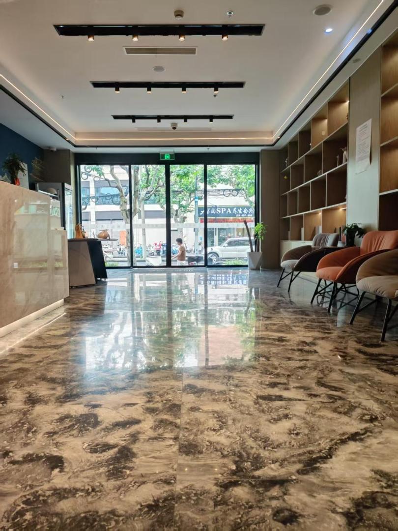Zdjęcie 7: 唯庭轻居酒店五角场长海医院店