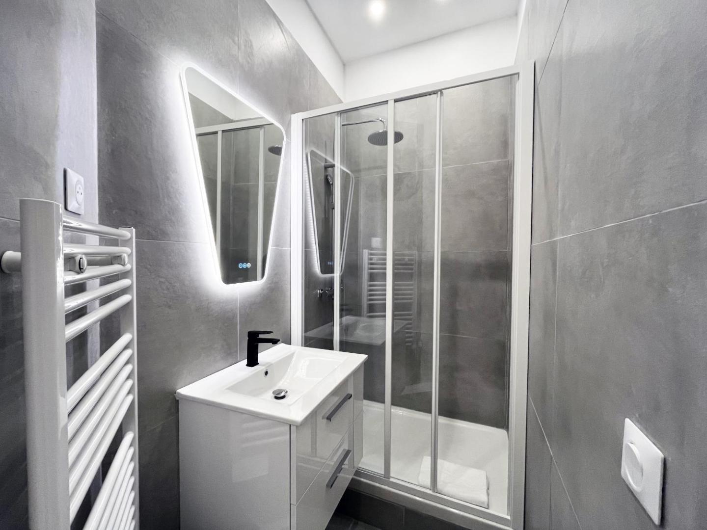 Φωτογραφία 5: 08 - Design Flat Republique