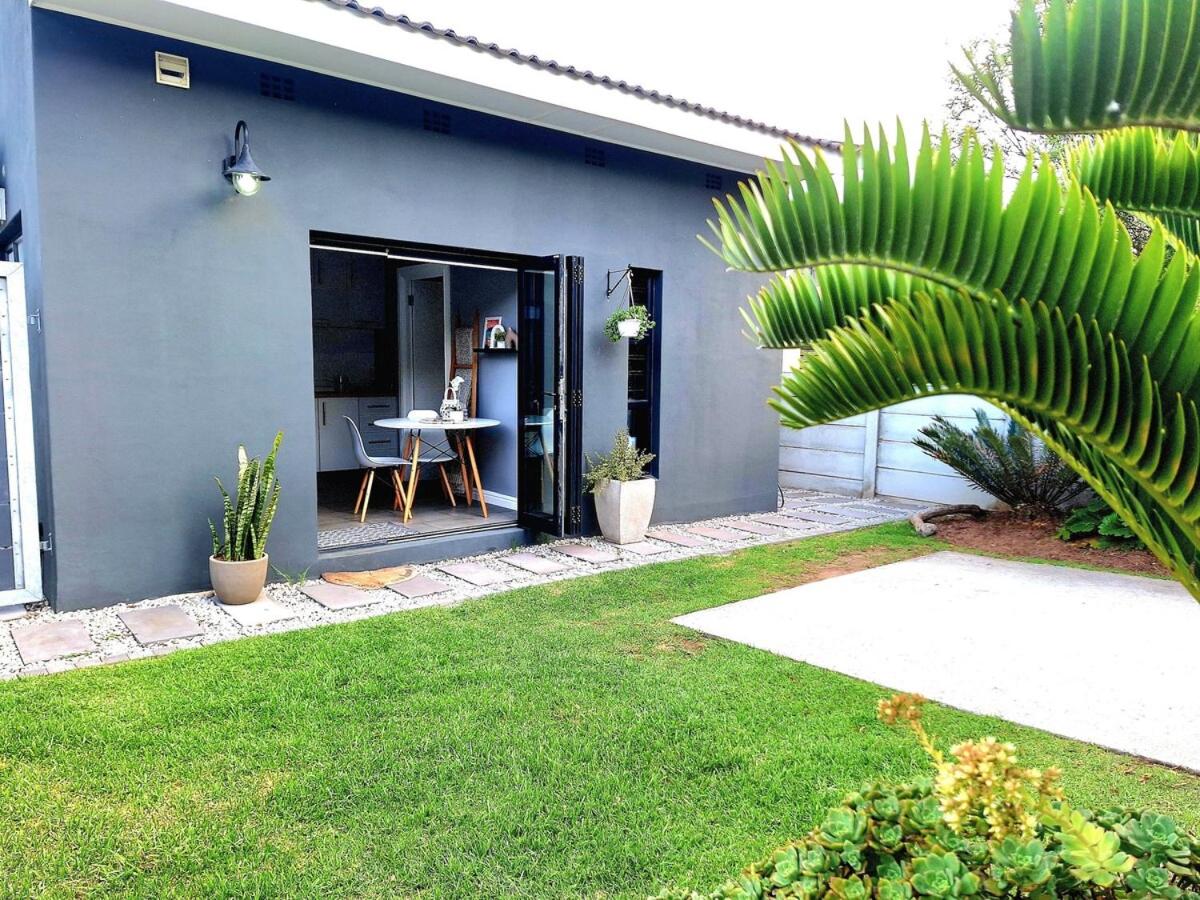 Kuva 9: Tiny Home on Broadway