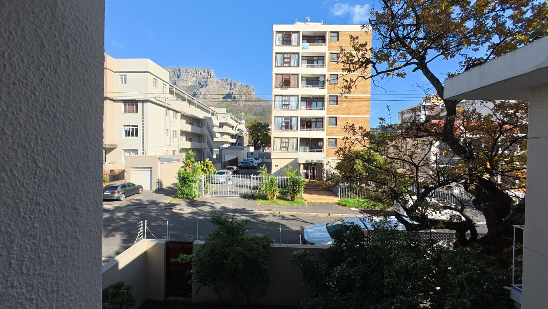 Billede 2: Table Mountain views, modern,lots of natural light, with parking