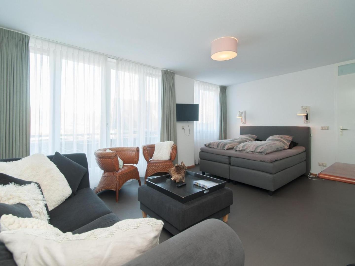 Φωτογραφία 4: Studio in Callantsoog by Dunes and Sea