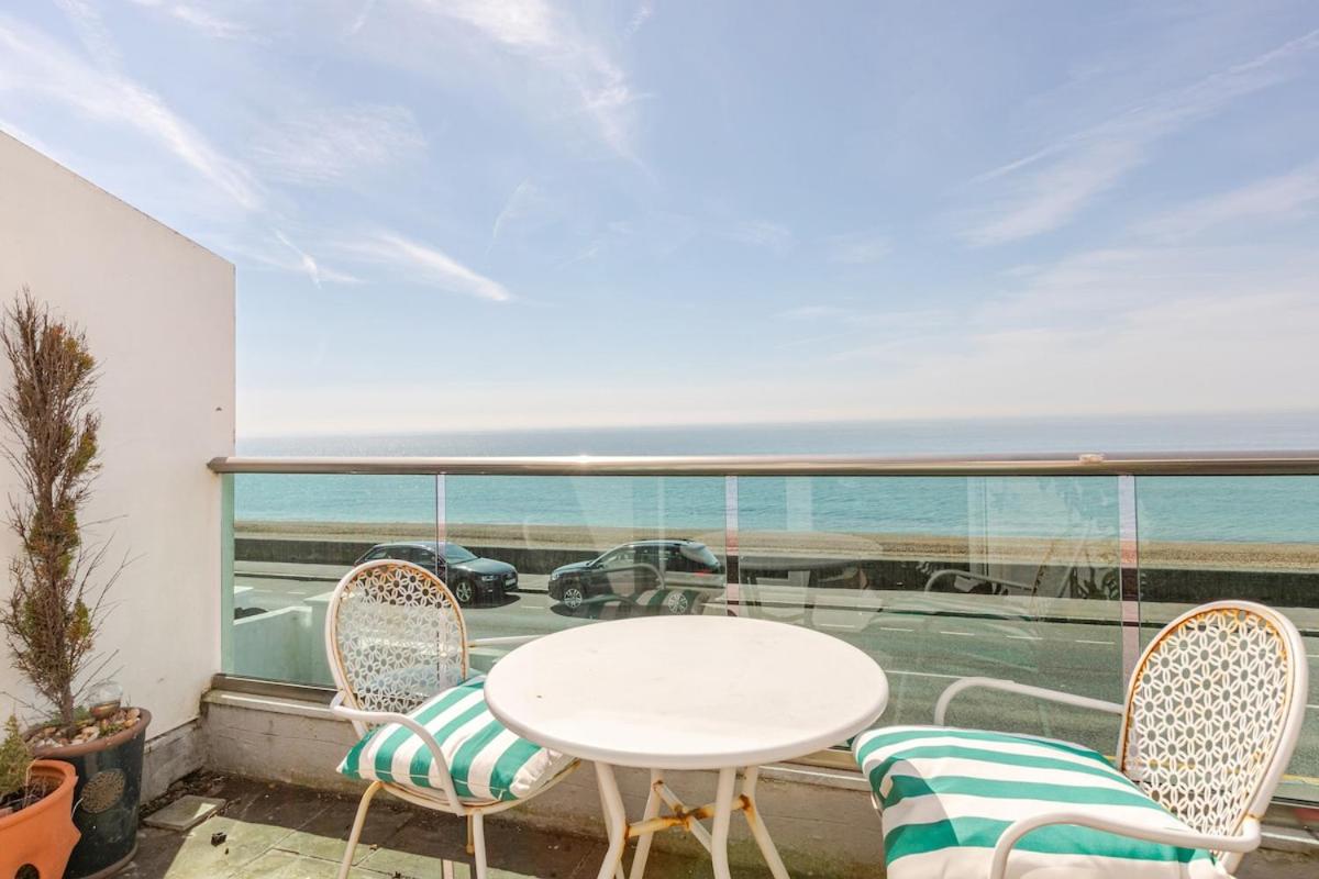 Foto 3: Seafront townhouse in Sandgate