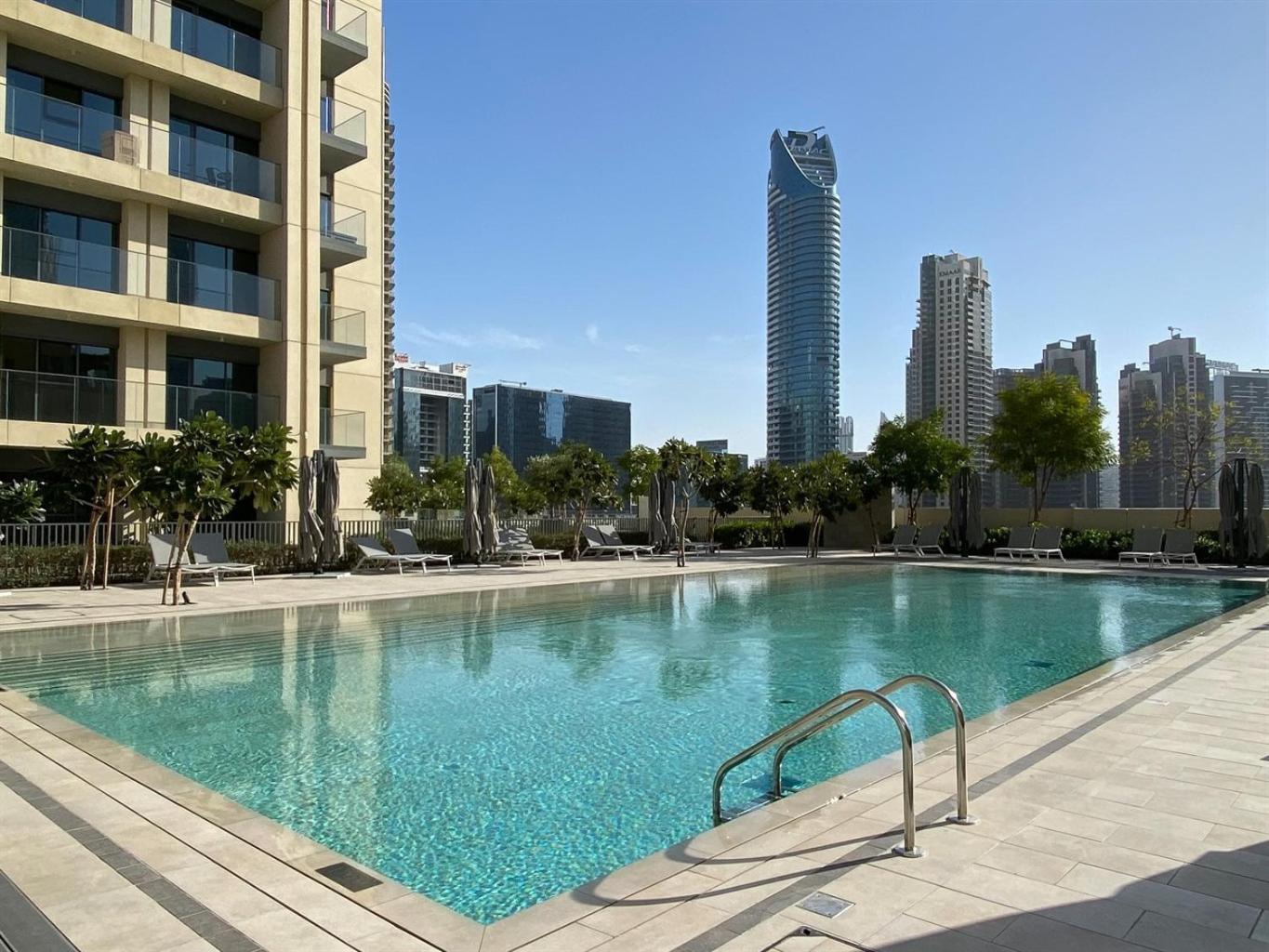 Zdjęcie 6: Trophy - Downtown Skyview Residence in 35th floor