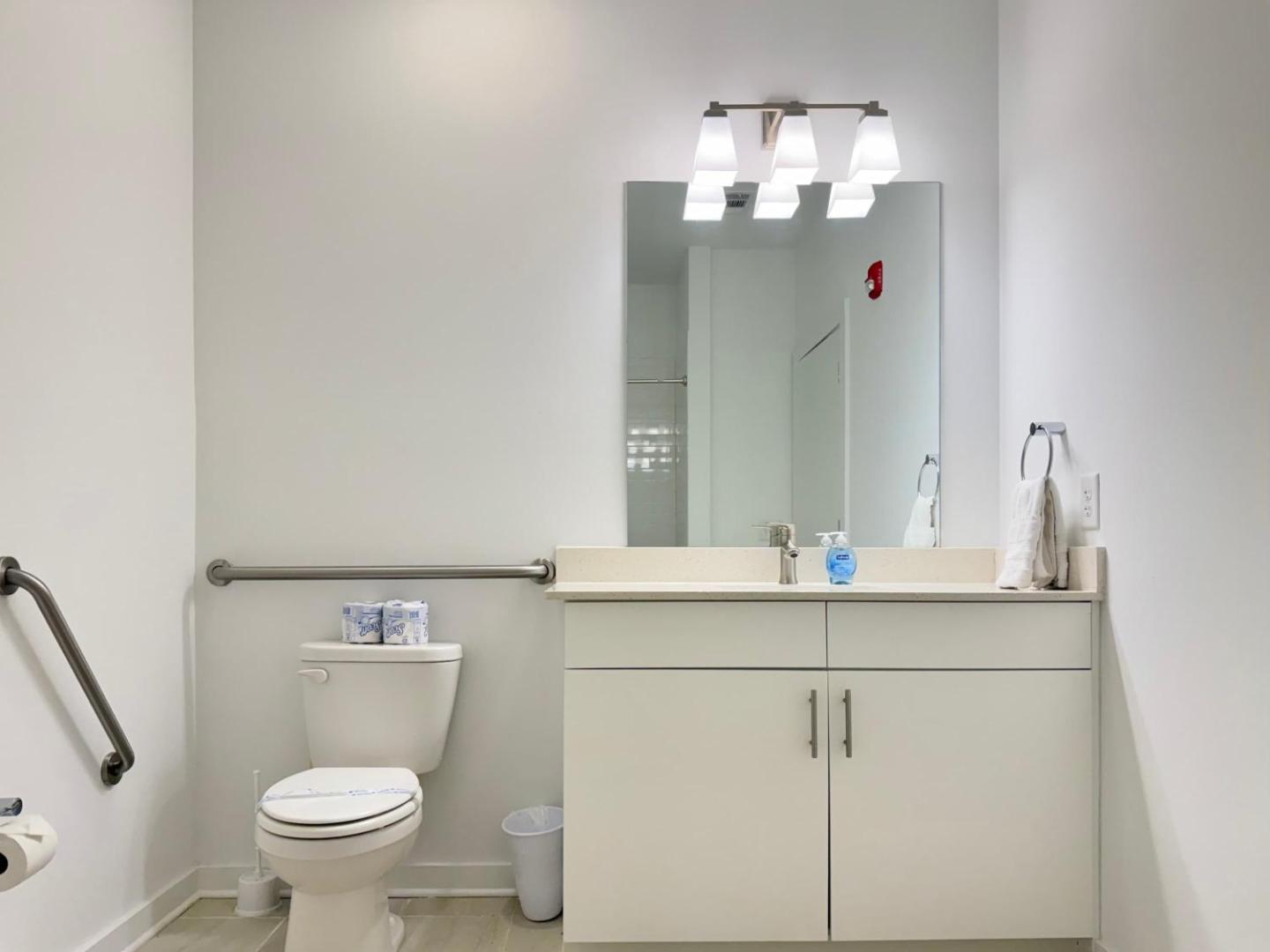 Billede 8: Accessible & Spacious 1B1B condo ATL 542Blvd102