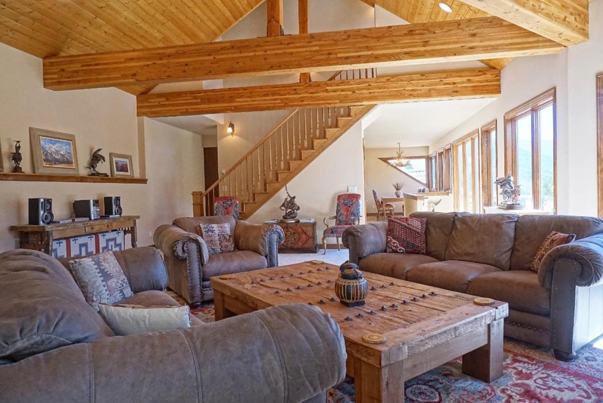 Bilde 5: Private Elevator, Great Outdoor Space, Panoramic Views, Monthly Rentals Available