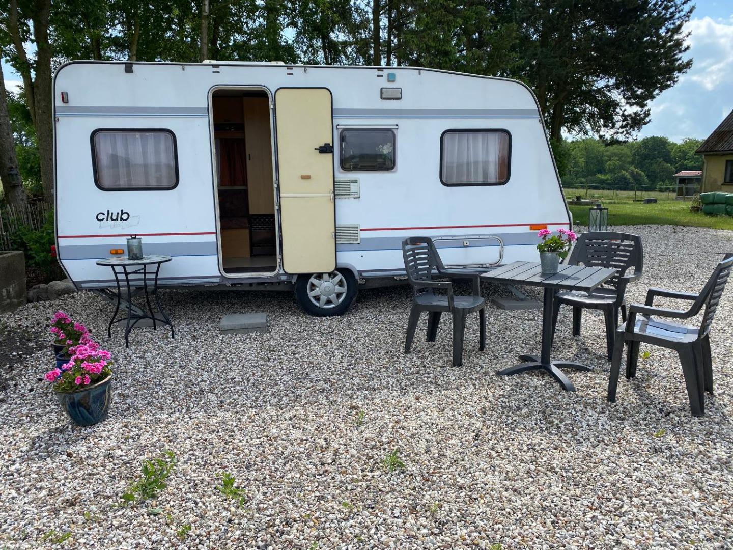 Photo 2 : BED & BREAKFAST 5 MIN FROM e47 - DOGS WELCOME - COSY FARM BnB