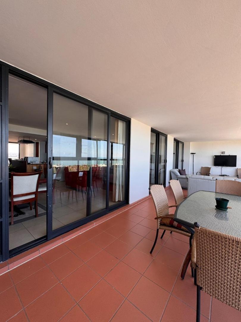Fotografie 7: Accommodation Front - Comfy 3 Bedroom with Ocean views