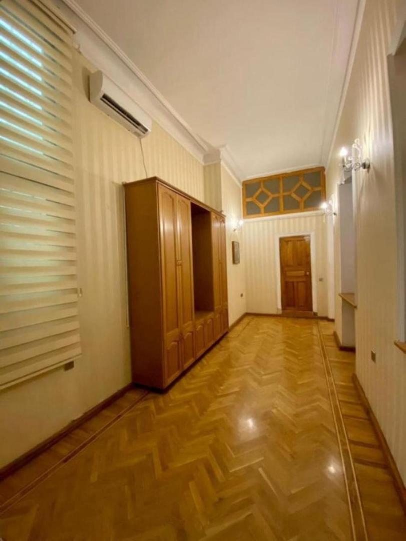 Foto 9: Дача 3 спальни У Моря Бузовны
