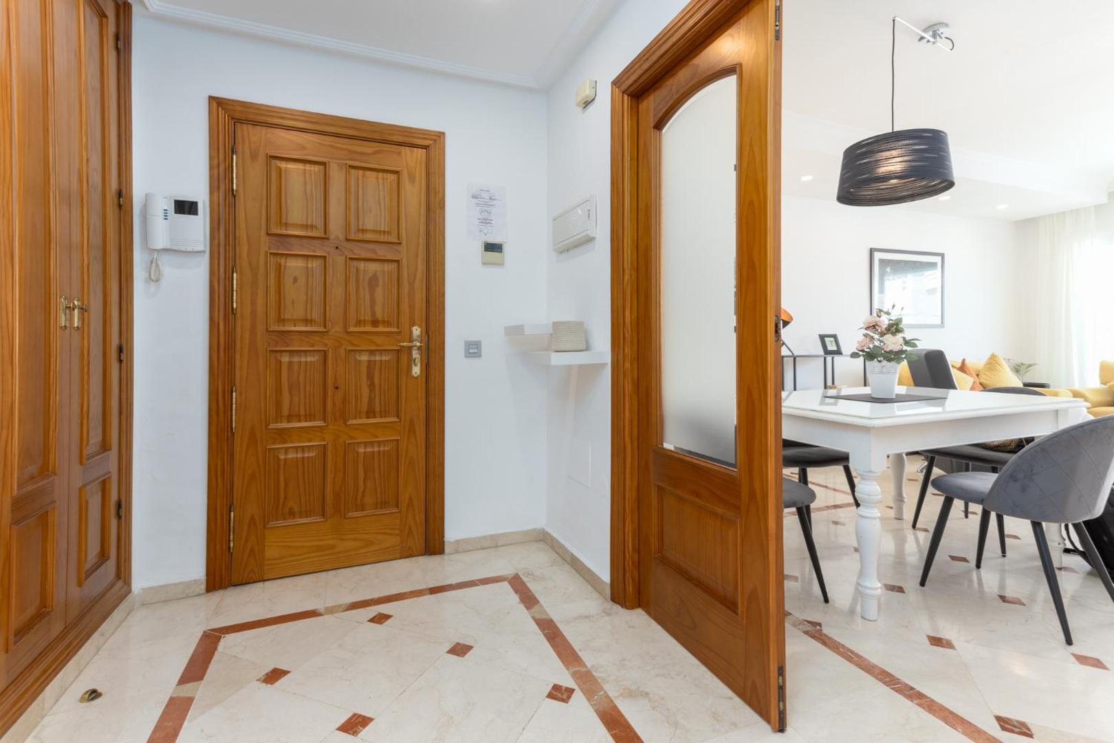 Foto 7: 8A MTR - Marbella Temporary Rent Two Bedrooms Apartment Av del Mar