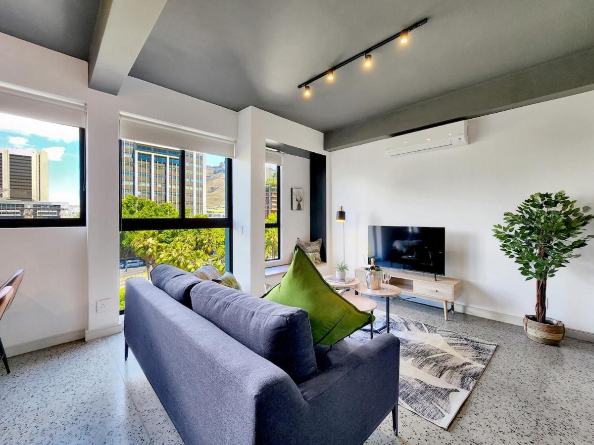Foto 4: Stylish, modern, new, secure home