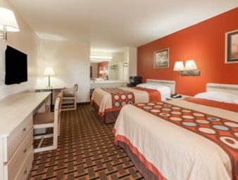Foto 3: Super 8 by Wyndham Athens TX