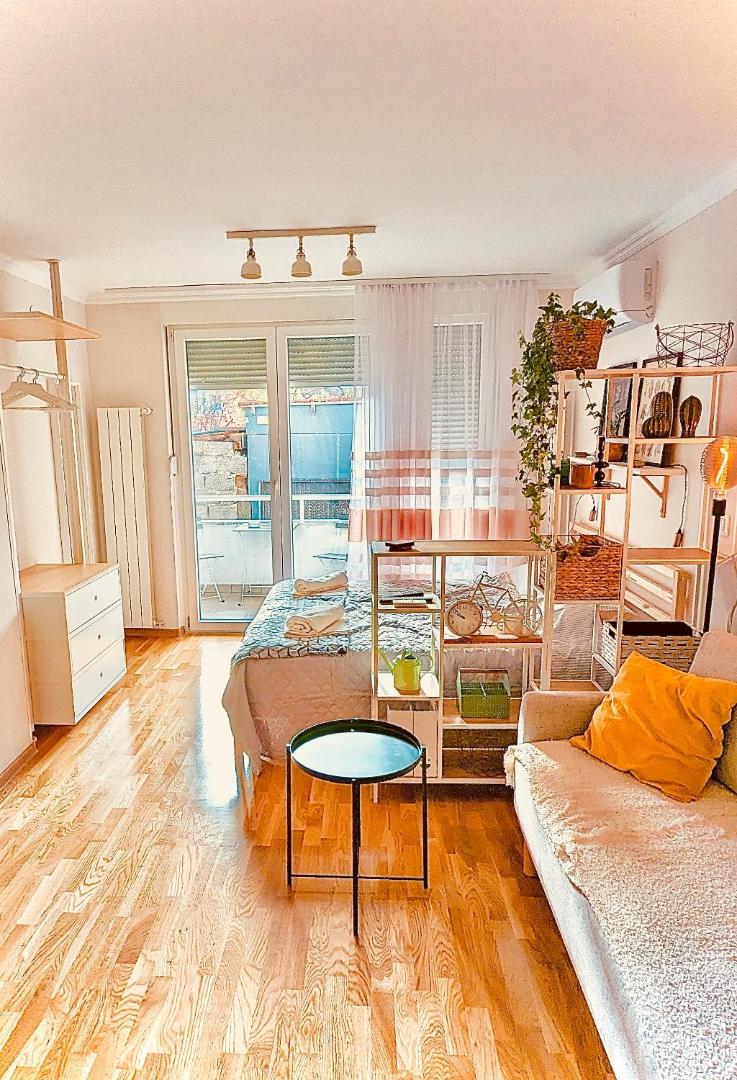 Zdjęcie 10: Studio 4