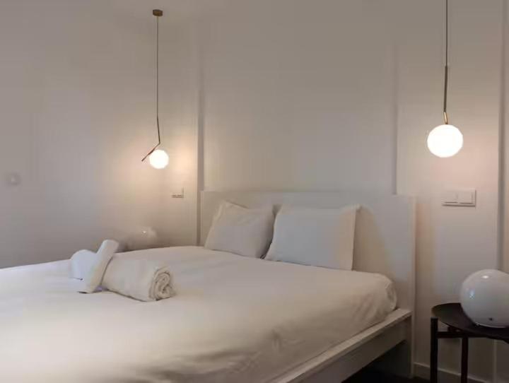 Bilde 4: Spacious & Near the Subway