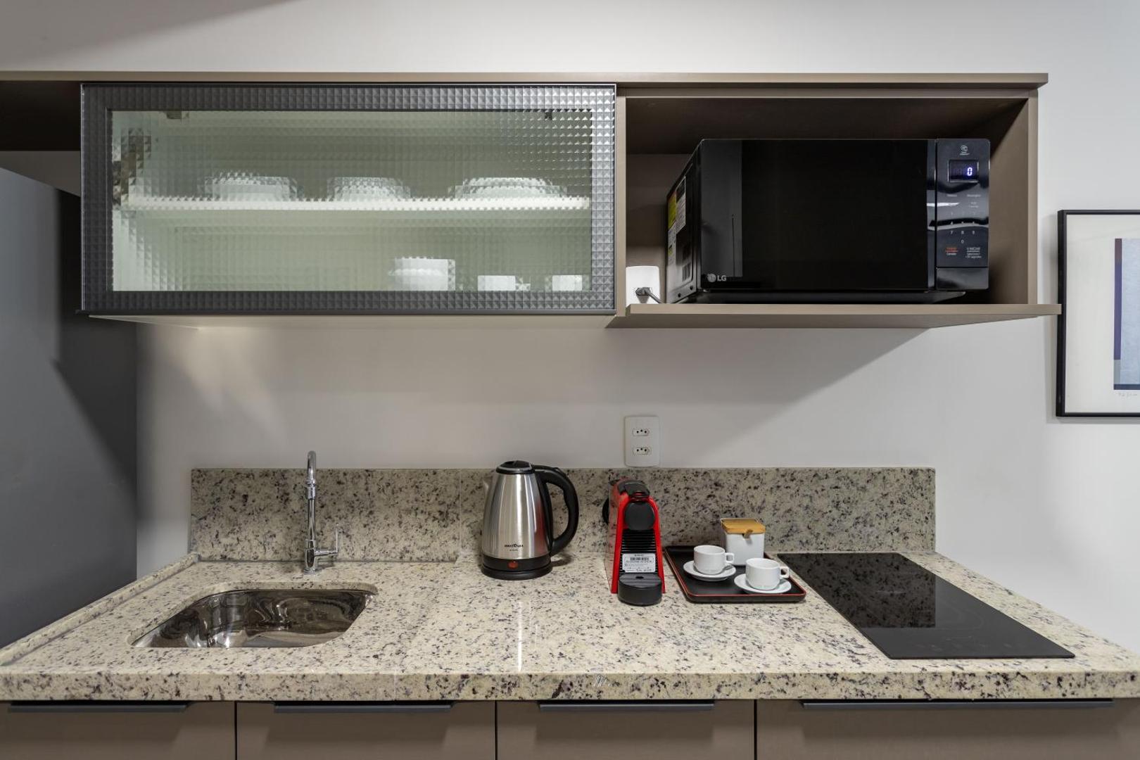 Kuva 5: Studio in the heart of Rio - Pool and all you need in Rio