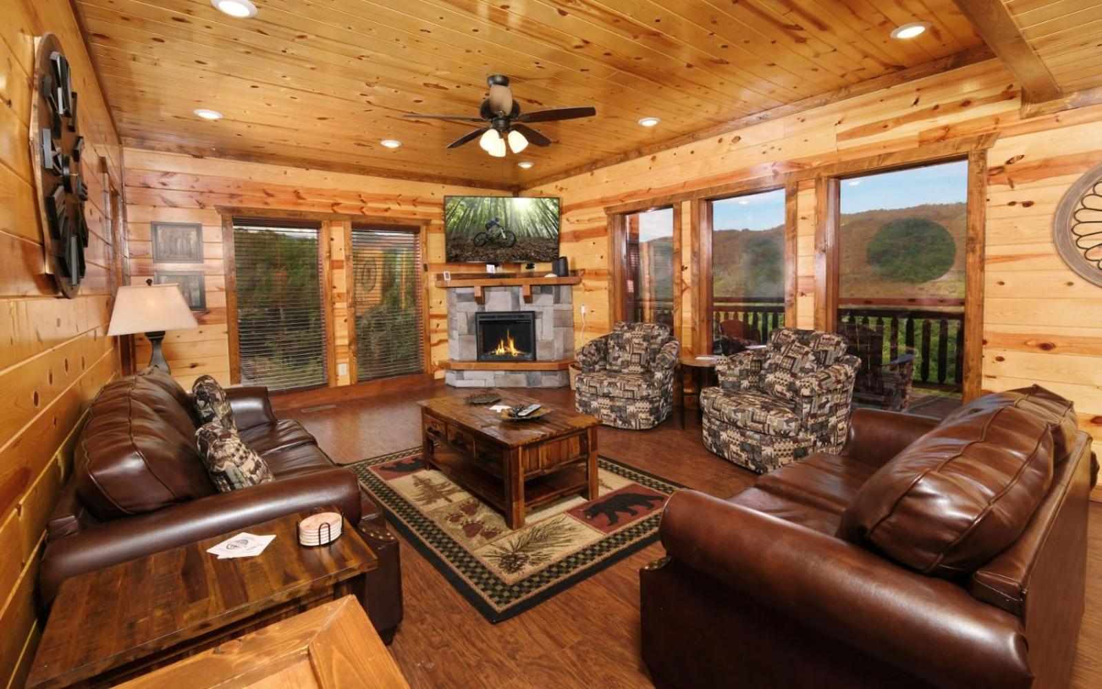 Billede 6: Dip in the Smokies - Splash in the pool and enjoy mountain views!