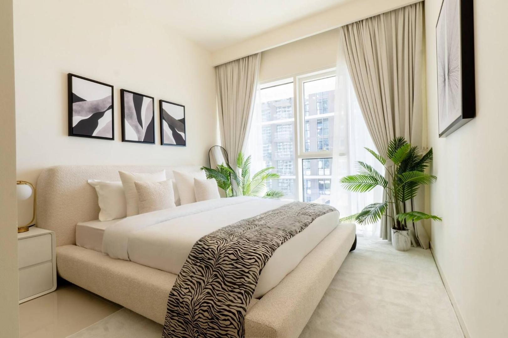 Photo 2 : 2BD designed by Elie Saab with Private Beach Sea View by EE Holiday Homes