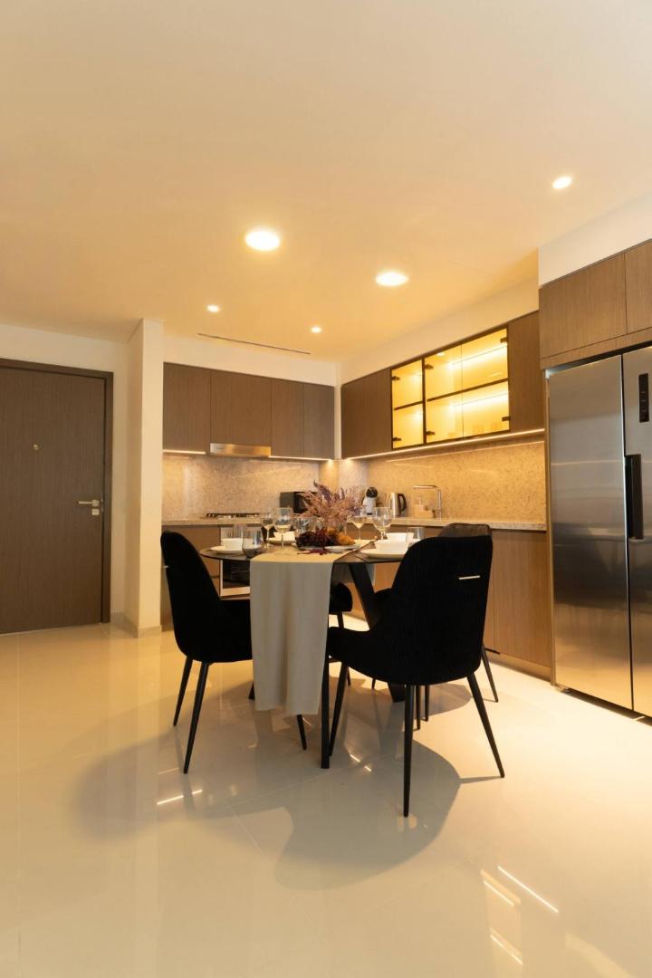 Photo 9 : 2BD designed by Elie Saab with Private Beach Sea View by EE Holiday Homes