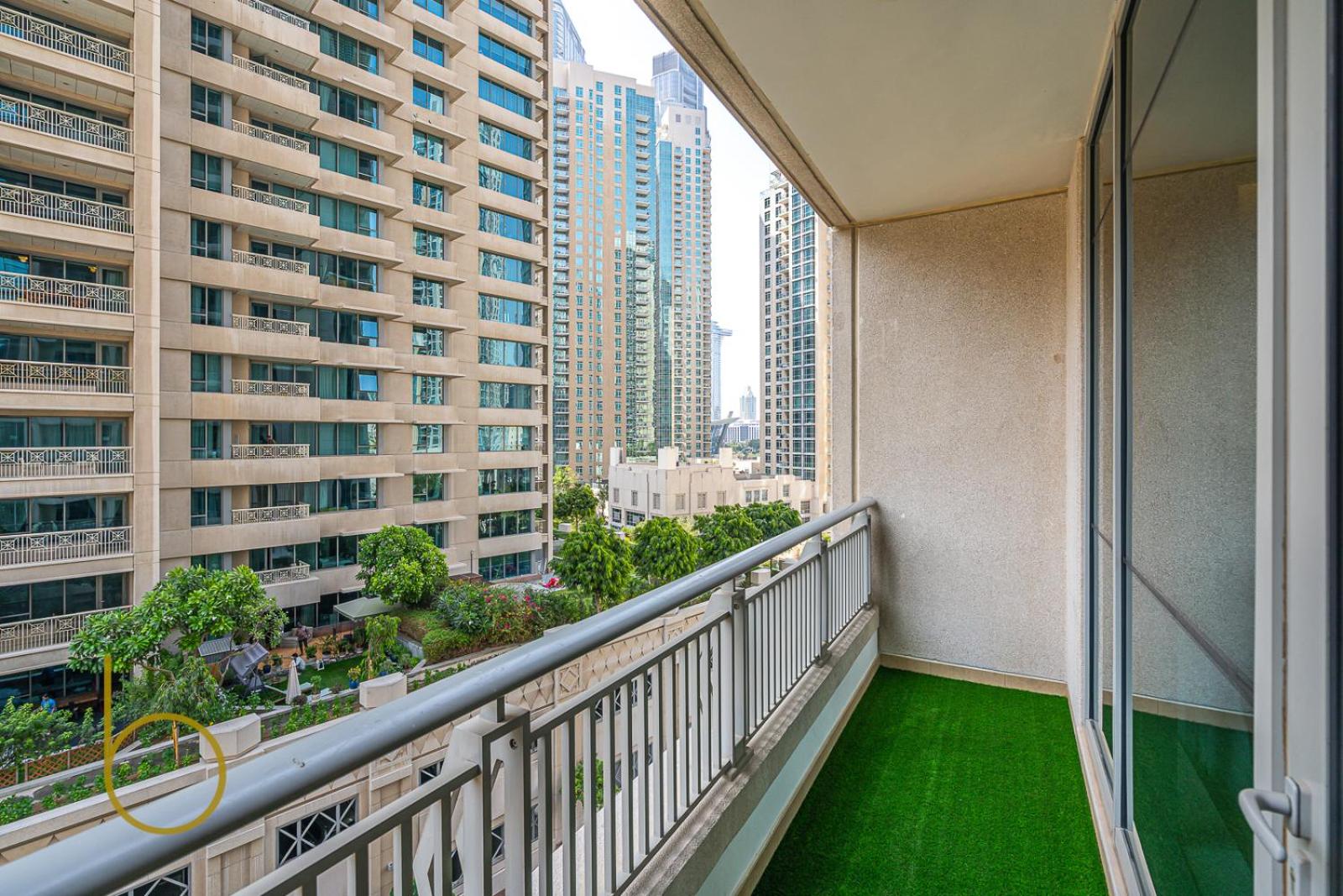 Zdjęcie 4: Bookable - 2 Bedroom Boulevard Central