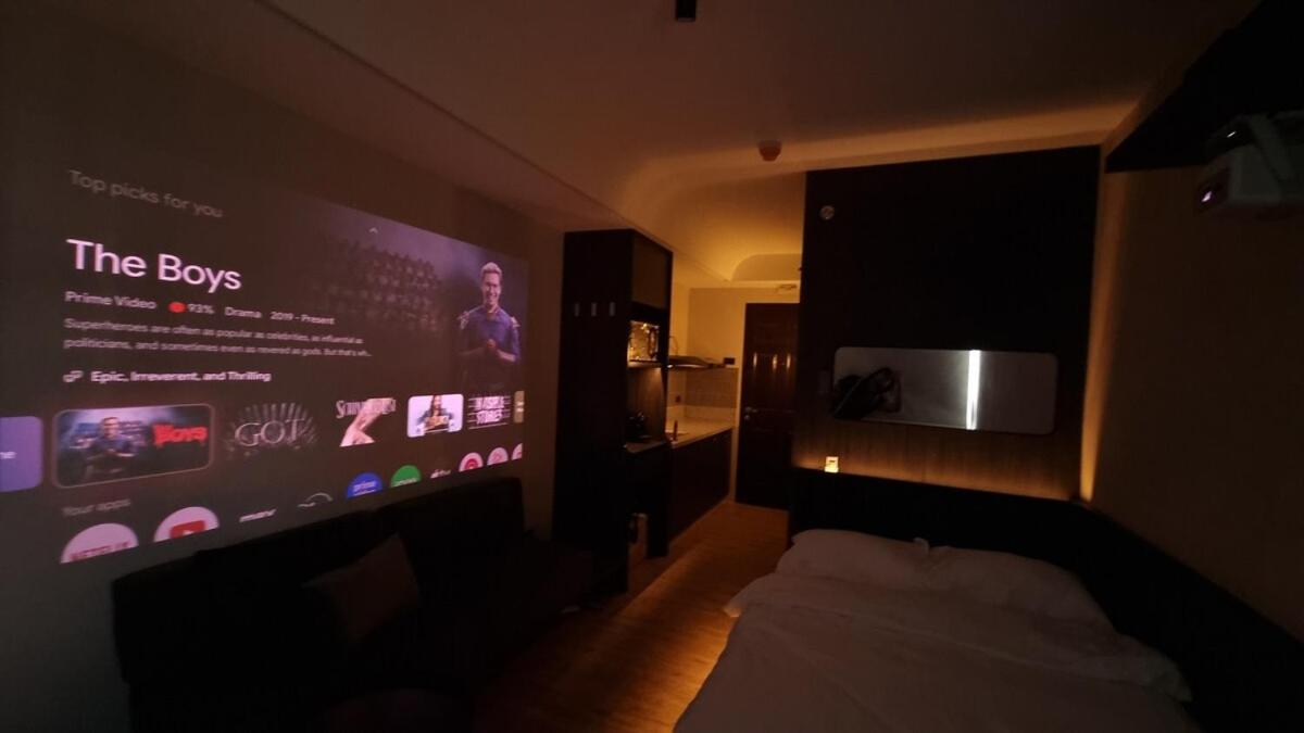 Foto 6: Highwind - Projector, Playstation 4, Pool