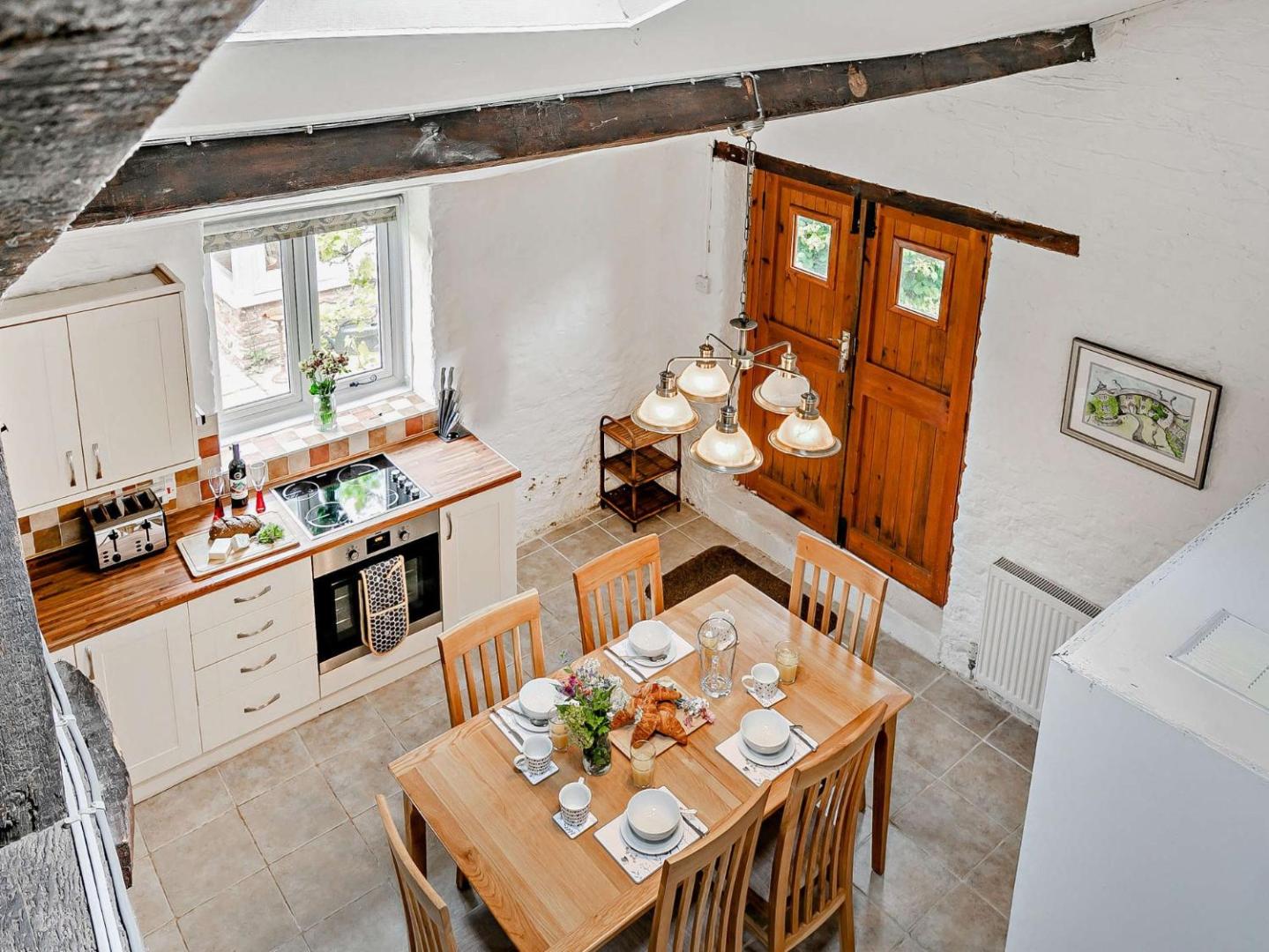 Foto 4: 2 Bed in Ross-on-Wye 95082