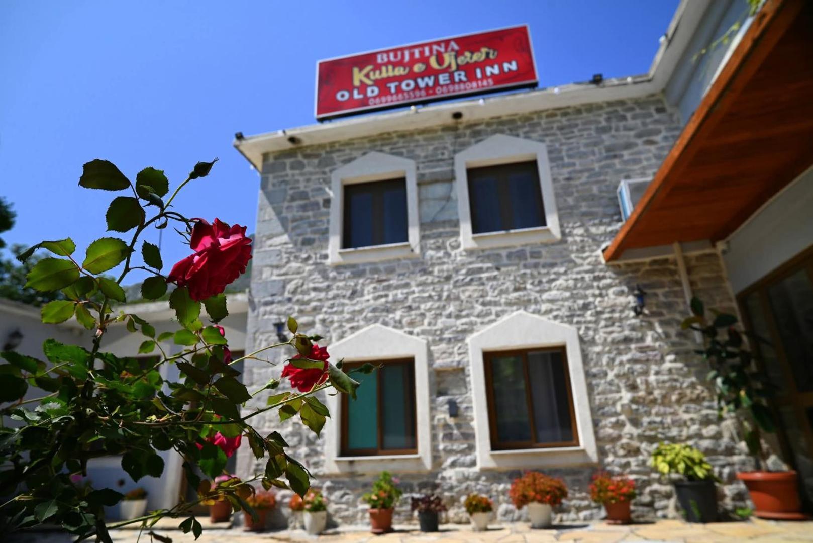 Bilde 8: Kulla e Vjeter (Bar Restaurant, Guesthouse, Parking and Camping)